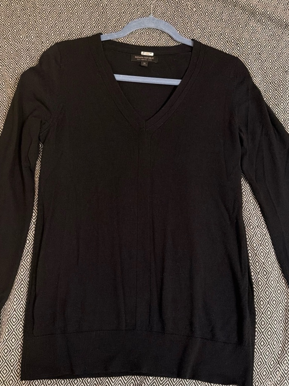 Banana Republic Black V-Neck Long Sleeve Top